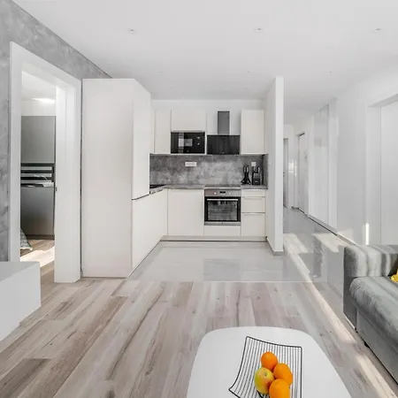 Luxury Sandra Apartamento